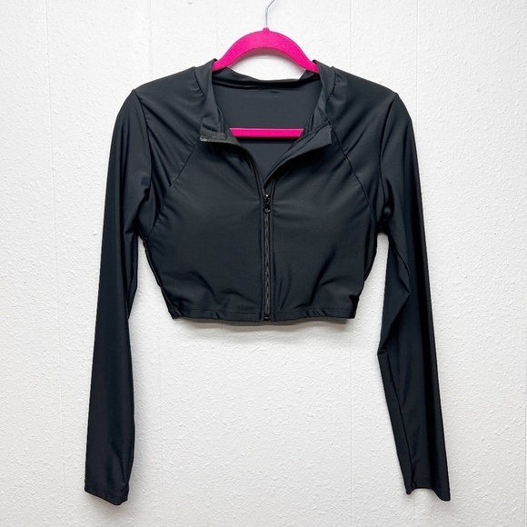 Womens Cropped Black Zip Up Top Small Coquette Chic Emo Punk Gorpcore Minimalist - Picture 1 of 9